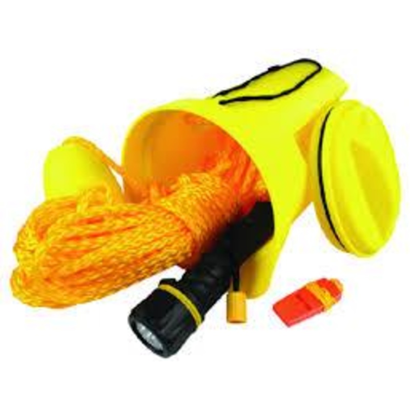 SEACHOICE BOATER'S SAFETY KIT
