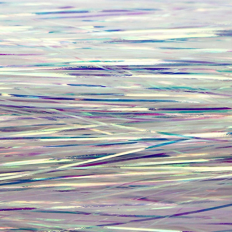 Hareline Dubbin Flashabou Pearl