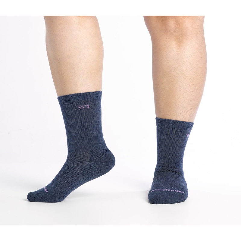 Wide Open Solid Cushioned Crew Socks Women's